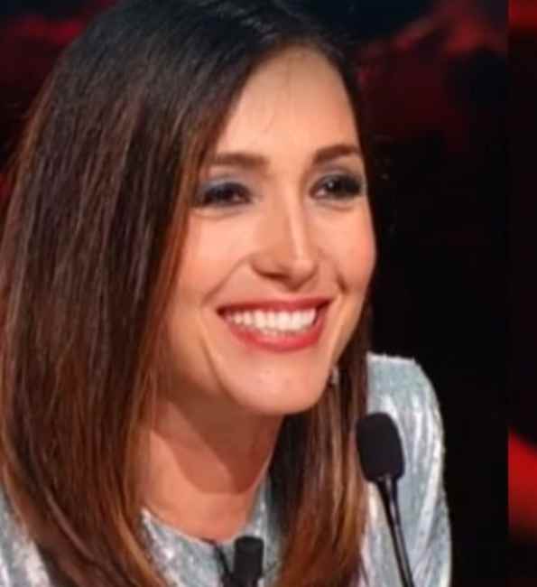 Il cantante mascherato: "battibecco" in diretta tra Patty Pravo e Caterina Balivo