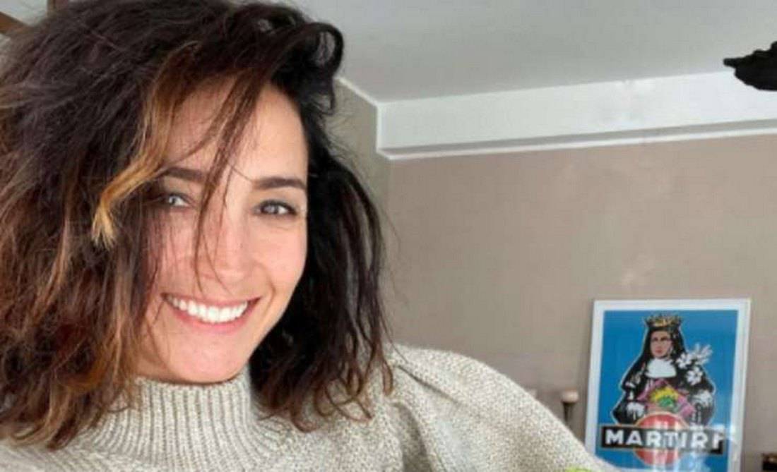 Caterina Balivo, posta su instagram la foto dell'infanzia