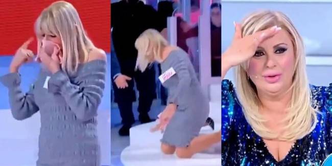 Uomini e Donne: dietro le quinte l'imprevisto che lascia senza parole Maria de Filippi