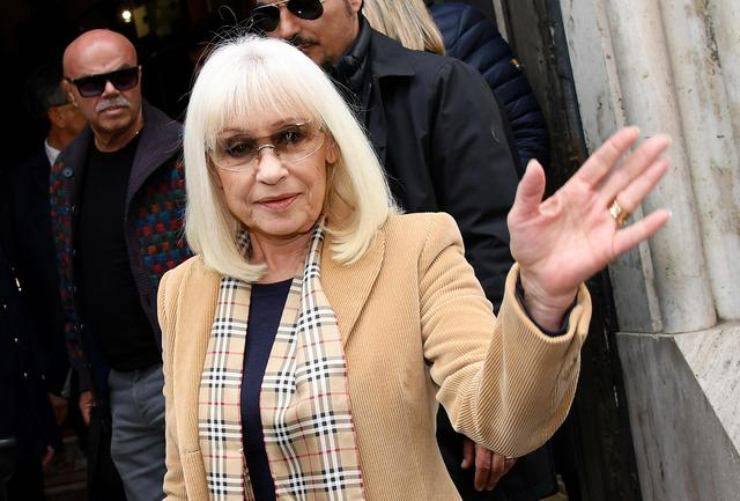 Raffaella Carrà morte evitabile?: "Aveva altri 10 anni di vita..."