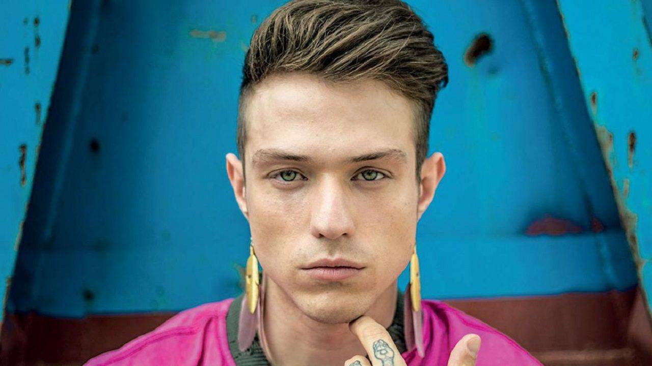 Irama: il suo sogno è quello di portare la sua musica all'estero