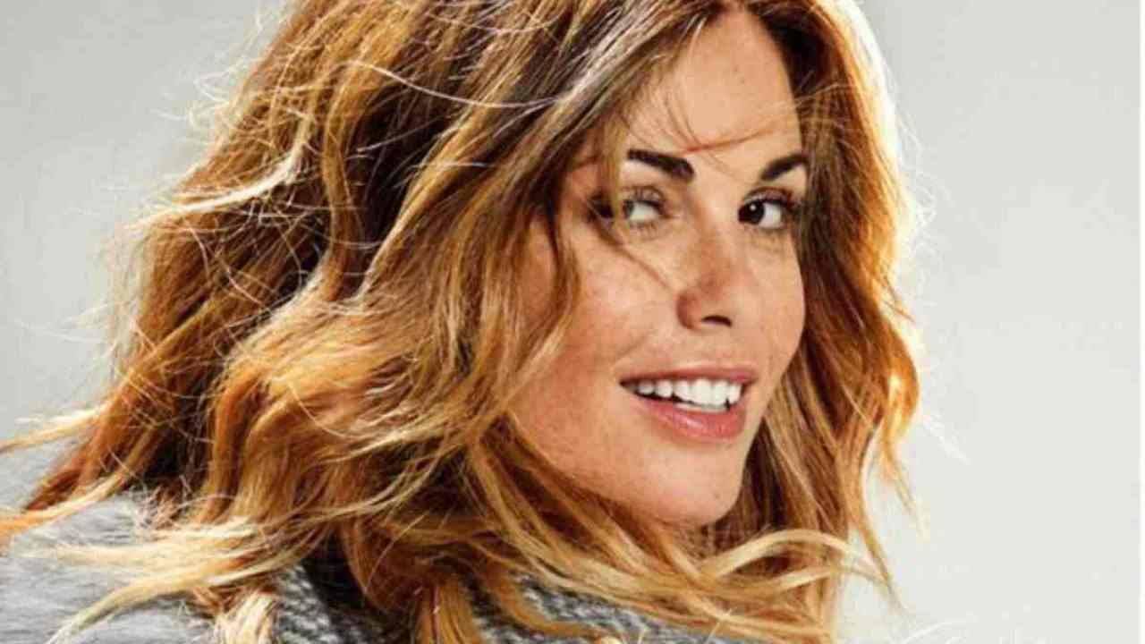 Vanessa Incontrada al naturale: senza veli è spettacolare - FOTO