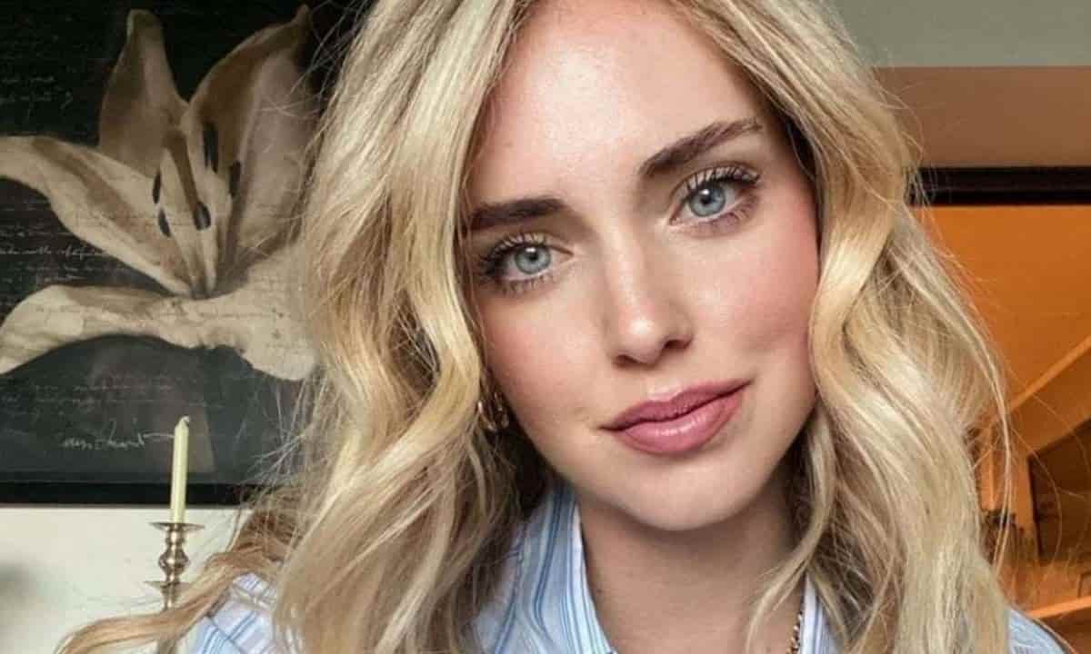 Chiara Ferragni foto sexy mamma cool