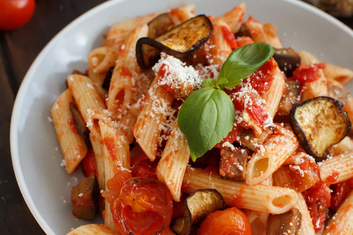 Pasta alla norma: la ricetta tradizionale velocissima!