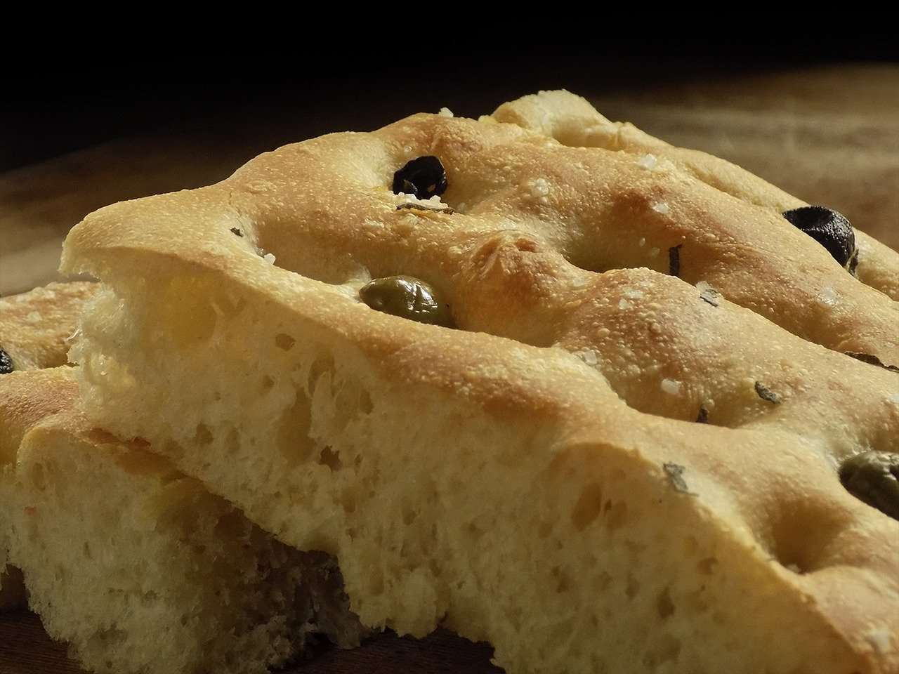 Focaccia al formaggio: veloce e buonissima