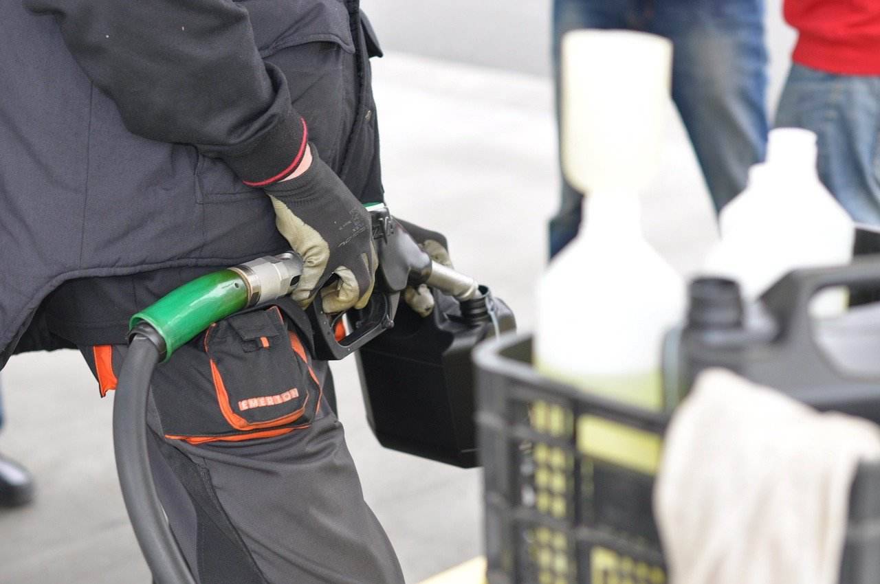 Benzina: fai il pieno prima che sia troppo tardi