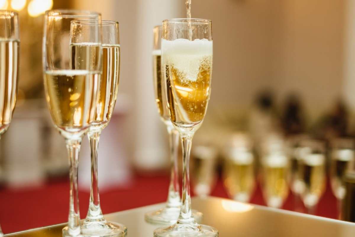 Prosecco e Champagne: bollicine si ma due mondi opposti