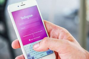 Instagram va oltre le foto con nuove funzioni per i messaggi